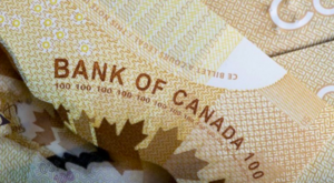 El Loonie cae mientras un IPC débil alimenta las apuestas de recorte de tasas del BoC